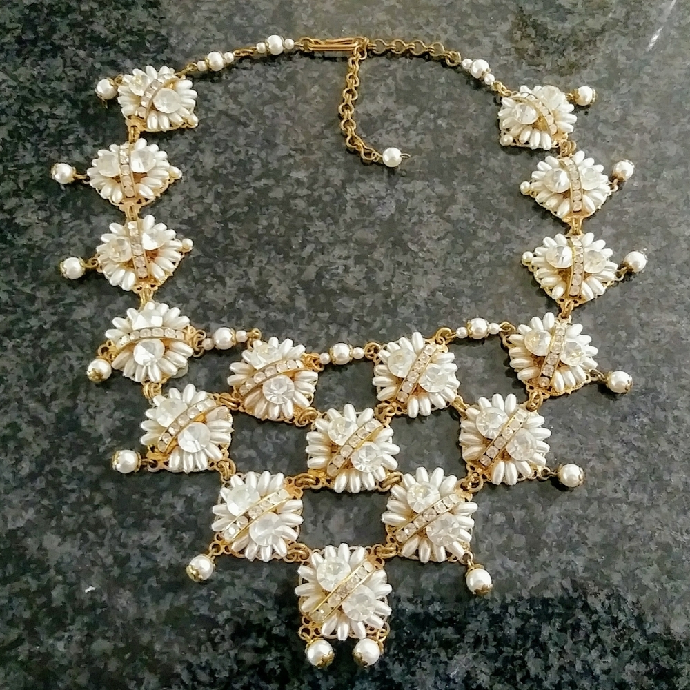 Crystal and faux pearl necklace